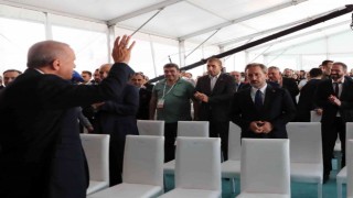 Cumhurbaşkanı Erdoğan: “1 milyon cilt basılı kitabı ve aynı anda 3 bin kişiye hizmet verecek fiziki büyüklüğü ile ülkemizin en büyük üniversite kütüphanesini açıyoruz”