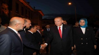 Cumhurbaşkanı Erdoğan Vali Yiğitbaşını ziyaret etti