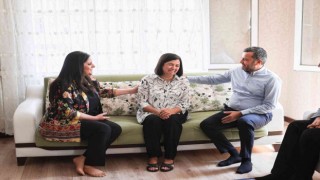 Cumhurbaşkanı talimat verdi... İşten çıkarılan şehit eşine Yüreğir Belediyesi sahip çıktı