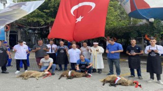 Denizlerde av yasağının kalkmasını 3 koç kesip dualarla karşıladılar
