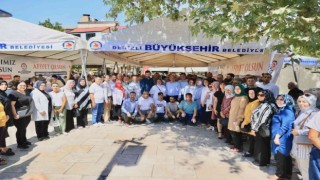 Denizlililer geleneksel aşure hayrında buluştu