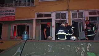 Dernekte yangın çıktı, yardım malzemeleri kullanılamaz hale geldi