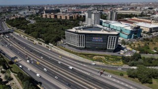 Dev plazalar boş kaldı, yüzde 20si kullanılmıyor