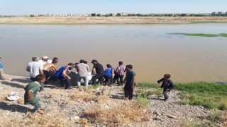 Dicle Nehrinde iki çocuk kayboldu