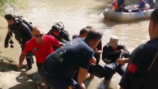 Diyarbakırda Dicle Nehrinde boğulan çocuk çıkartıldı