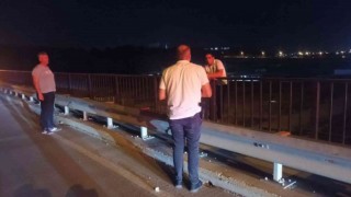 Dolandırıldığını iddia ederek köprüden atlamak istedi
