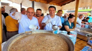 Döşemealtıdan aşure bereketi