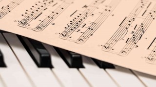 Dünyaca ünlü sanat okulunda eğitim alacak