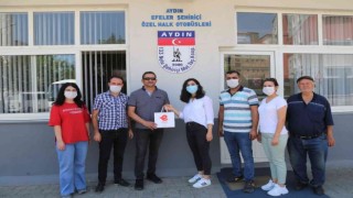 Efeler Belediyesi, şoför esnafına Korona virüs kiti dağıttı