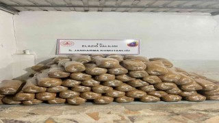 Elazığda 1 ton kıyılmış kaçak tütün ele geçirildi