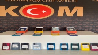 Elbistanda 120 bin lira değerinde kaçak cep telefonu ele geçirildi