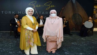 Emine Erdoğan ve Malezya Kraliçesi Azizahtan Millet Kütüphanesine ziyaret