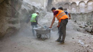 Erdemli Vadisinin yeni yüzü için temizlik çalışmaları başladı