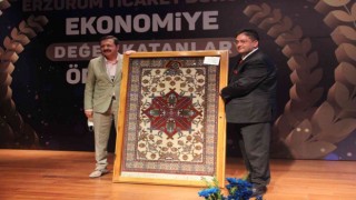 Erzurum Ticaret Borsası ekonomiye değer katanlar ödül töreni gerçekleştirildi