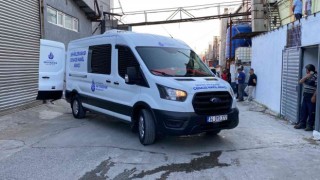 Esenyurtta iş makinesine kolunu kaptıran yabancı uyruklu şahıs hayatını kaybetti