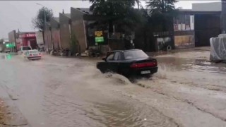 Eskişehirde sağanak yağış etkili oldu