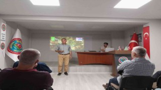 Eskişehirli çiftçilere biyodizel ham maddesi kanola ve pelemir için seminer