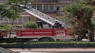 Evde düşüp bacağını incitti, haber alınamayınca ekipler balkondan girerek kurtardı