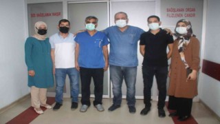 Evlenirken ‘hastalıkta ve sağlıkta deyip, kocaları için böbreklerini takas ettiler
