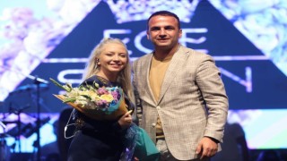 Fatsada Ece Seçkin rüzgarı