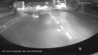 Feci kaza anı otobüsün kamerasına da yansıdı