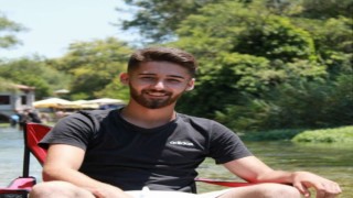 Feci kaza öncesi İHA muhabirlerinin yardım etmeye çalıştığı baba ve oğlu toprağa verildi