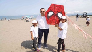 Fındık işçilerinin çocukları gökyüzünü uçurtmalarla şenlendirdi