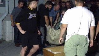 Genç aşçı apartmanın merdiveninde ölü bulundu