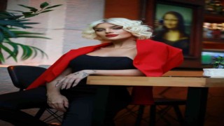 Genç modacının sanat aşkı, yeni tasarımların yolunu açıyor