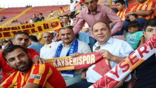 Giresunspor maçında Develiden Yukatel Kayserispora tam destek