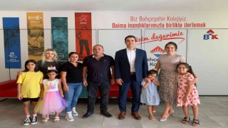 Görev yeri değişen Silopi Kaymakamı Kuruca, vatandaşla helalleşti