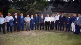 Görev yerleri değişen kaymakamlar için veda yemeği düzenledi