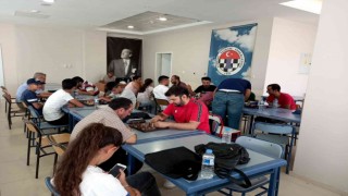 Görme engelliler satranç müsabakaları yapıldı