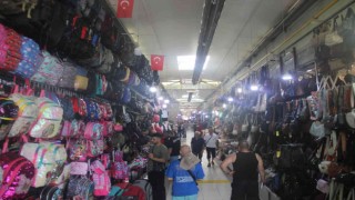 Gurbetçiler geldi, esnafın işi arttı
