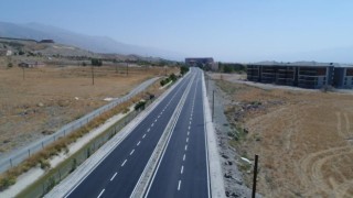 Hacı Ali Akın Caddesi yenilendi
