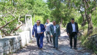 Hacılarda yollar yenileniyor