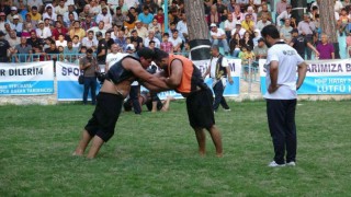 Hatayda geleneksel Yayladağı Kültür ve Aba Güreşi Türkiye şampiyonası düzenlendi