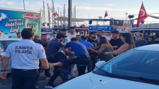 İki grup birbirine girdi, ortalık savaş alanına döndü: 1 polis yaralı