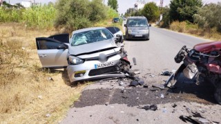 İki otomobil çarpıştı: 4 çocuk yaralandı