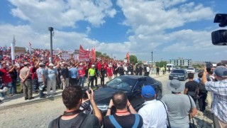 İşçilerin eyleminde gergin anlar