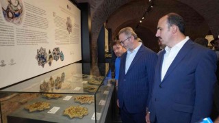 İstanbulda açılan “Darülmülk Konya Selçuklu Sarayları Sergisi” iki payitahtı buluşturdu