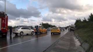 İstanbulda zincirleme kaza: 2si ağır 5 yaralı