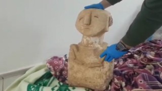 İzmirde 11 bin 500 yıllık tarihi eser ele geçirildi