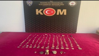 İzmirde 188 parça tarihi eser ele geçirildi