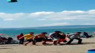 İznikde boğulmak üzere olan 13 yaşındaki çocuğu cankurtaran kurtardı