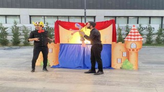 Kadıköyde “Mahallemde Çocuk Tiyatrosu” başladı