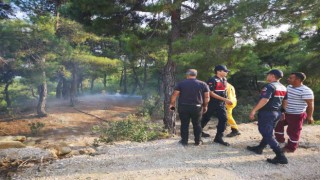 Kahraman askerler yangına ayaklarıyla müdahale etti