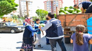 Kahramankazan Belediyesinden ihtiyaç sahiplerine 30 ton karpuz