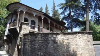 Kahramanmaraşın asırlık evleri zamana meydan okuyor