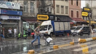 Karaköyde sağanak yağış etkili oldu